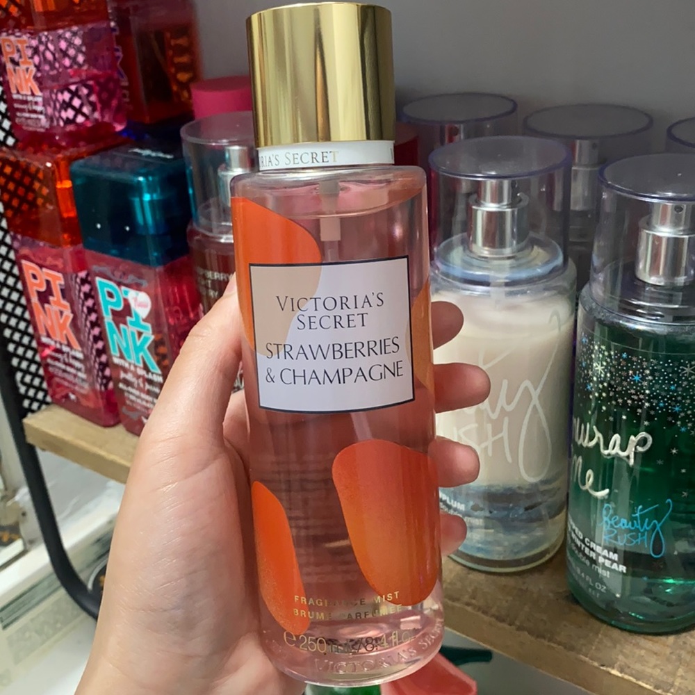 Victoria secret strawberries and champagne body mist